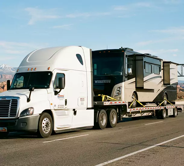 Kona, HI RV Transport Service: Schedule Affordable RV Delivery With Us